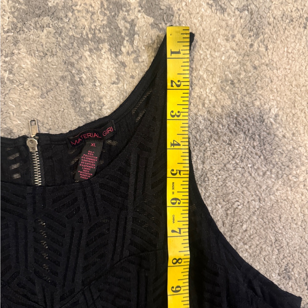 Material Girl Black Sleeveless Maxi Dress with Textured Bodice - Picture 8 of 10
